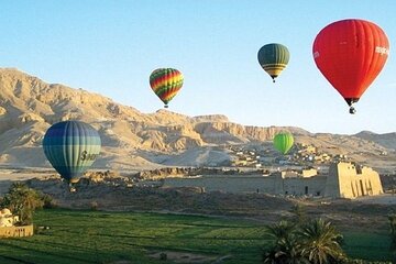 2 Days Luxor Tour with Hot Air Balloon Ride from Hurghada private