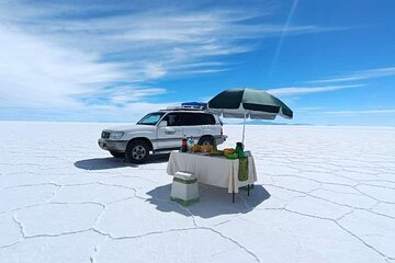 3 Days Uyuni Salt Flats From Sucre With Hotel Pickup