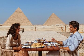  2-Day Private Tour of Cairo with Accommodation and Entrance Fees