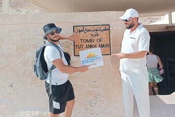 Full-day East and West Bank tour with lunch from Luxor