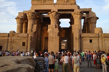 Private Luxor Edfu and Kom Ombo Temple Tour