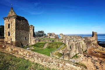 St Andrews, Villages and Coastal Charm: Private Land Rover Tour