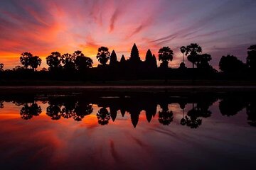 3-Day Tour in Angkor, Banteay Srei, Phnom Kulen, Floating Village