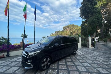 Catania AIRPORT transfer From / To Taormina 