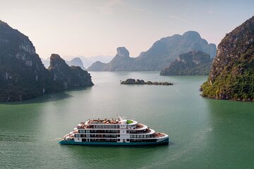 2 Days Cruise to Halong Bay and Lan Ha Bay from Hanoi