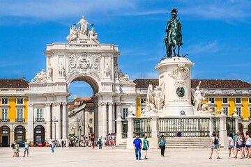 Lisbon to Douro Valley with stops up to 4 cities