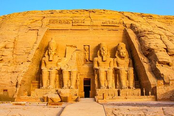 Private Tour of Abu Simbel from Cairo