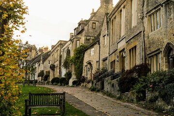 Secret Cotswolds Tour from Moreton-in-Marsh / Stratford-upon-Avon