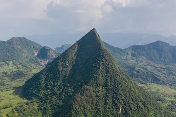 Climb The Tallest Natural Pyramid on Earth! TUSA MOUNTAIN HILL.