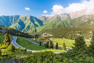 Full Day Private Hiking Tour in Almaty Mountains