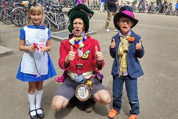 Treasure Hunt Oxford Walk Tour aimed at younger children