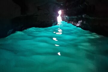 Private Experience Wadi Shab Waterfall & Sinkhole 