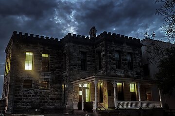 Ghost Maker Tour in Georgetown: Adults Only