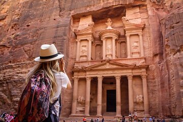 Full-Day Tour of Petra Temple and Jordan from Sharm El Sheikh