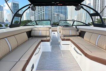 Miami’s Best Private Boat Tours with a Captain