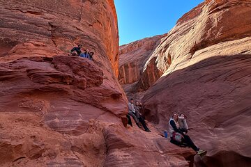 Half Day Kayaking And Hiking In Lake Powell And Antelope Canyon