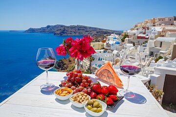 Half-Day Private Santorini Wine Tour Experience 
