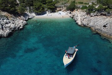 Red Rocks Hvar South and Pakleni Islands Private Speedboat Tour