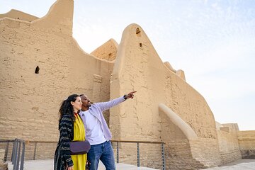 Cairo’s Romantic Rendezvous: A Timeless Love Tale