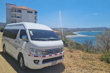 Private Transfer From Liberia Airport To Planet Hollywood