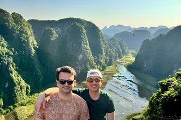 Hoa Lu - Tam Coc - Mua Cave Small Group -Buffet Lunch - Limousine