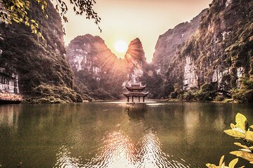 Ninh Binh Day Tour: Hoa Lu, Trang An, and Mua Cave from Ha Noi