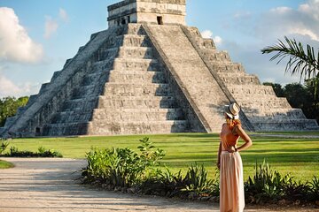 Chichen Itza Deluxe, 2 Cenotes tour From Playa del Carmen