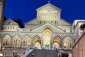 Private Tour into the Amalfi Coast from Sorrento for cruise 