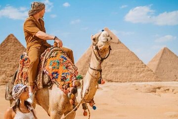 Shared Tour Trip to Cairo from Hurghada without Admission Tickets