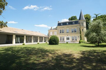 Visit to Château Yon-Figeac in Gironde with Tasting