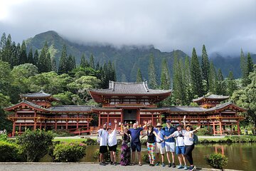 Private: Byodo-in Temple with Discounted Waimea Botanical Garden 