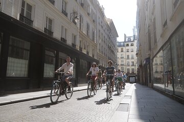Guided Tour of Paris by Bike