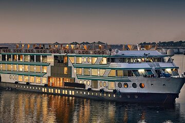 4 Days Nile Cruise From Aswan to Luxor 5*