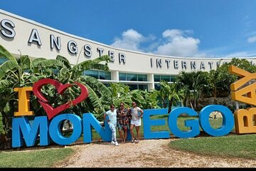 Private Airport transfer from Montego Bay To Ocho Rios .