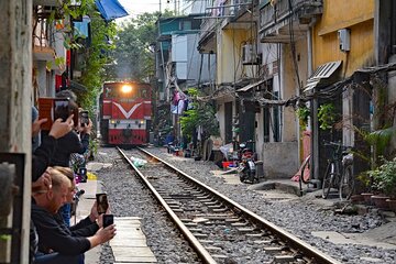 Private Hanoi Food Tour with Train Street and Local Delights