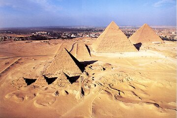 Wonders Historical Tour To Pyramids of Giza And Great Sphinx 