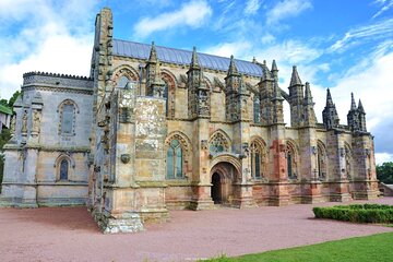 Rosslyn Chapel & Melrose: Private Day Trip from Edinburgh