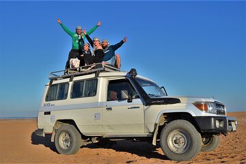 Hurghada Desert Stargazing Tour by Jeep & Quad with Dinner