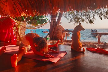 17:00pm Beachfront Seaview yoga class at Keirita’s Yoga Shala