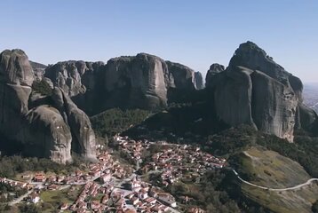 Private tour to Meteora with a Pickup 