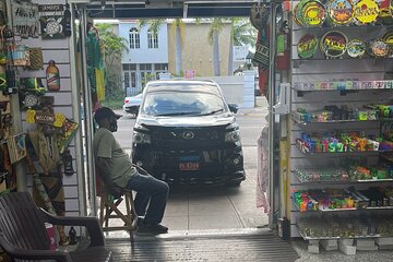 Shopping in Montego Bay on the Hipstrip Activity 