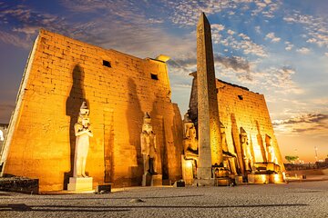 Private tour to Luxor with private guide & Lunch 