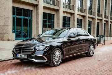 8 hours Luxury Mercedes E Class Rental in Istanbul