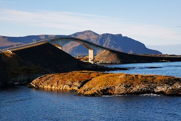 Fishing village Bud and Atlantic Ocean Road in Molde