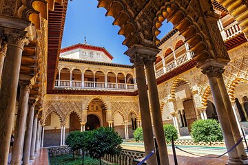 Alcazar of Seville Guided tour with Skip the Line Access 