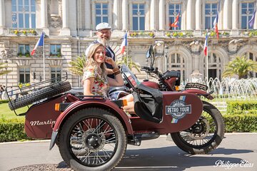 Half day tour on sidecar from Tours