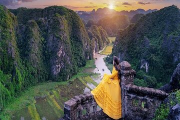 Ninh Binh Full Day Tour to Hoa Lu Trang An Mua Cave Small Group