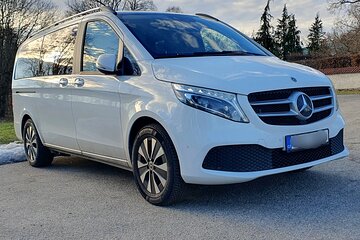 Private Prague to Salzburg luxury transfer