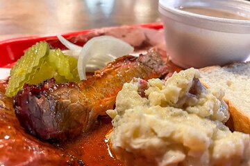 Famous Texas BBQ & Food Tour in Austin