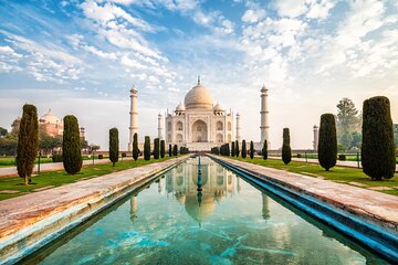 Full Day Private Sunrise Taj Mahal Tour from New Delhi by Car